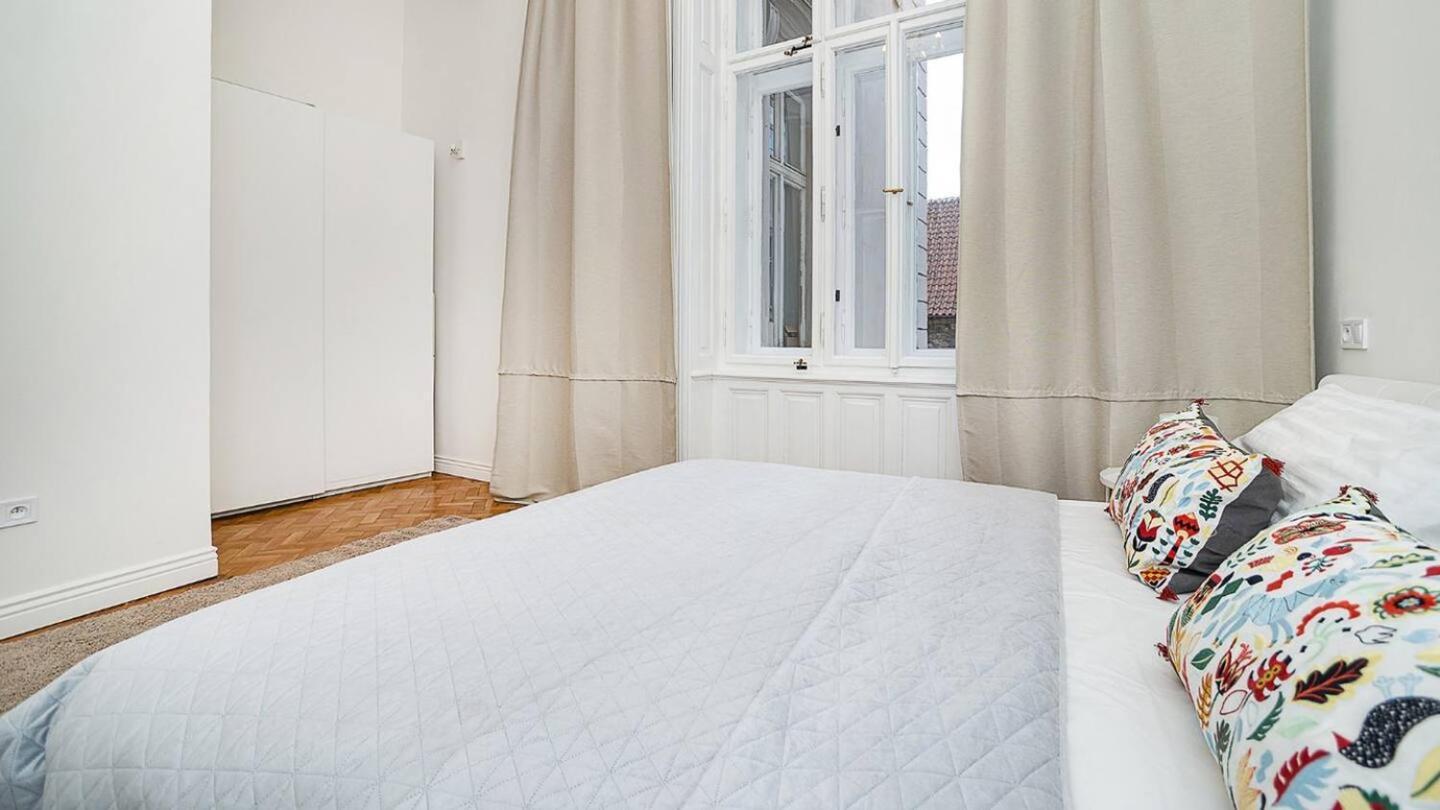 Bright With Terrace Apartamento